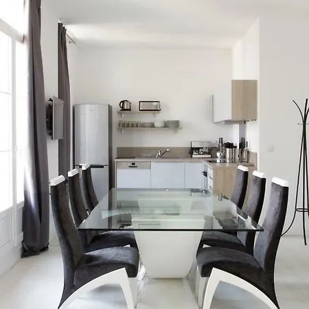 Aux Iles D'or Appartement *