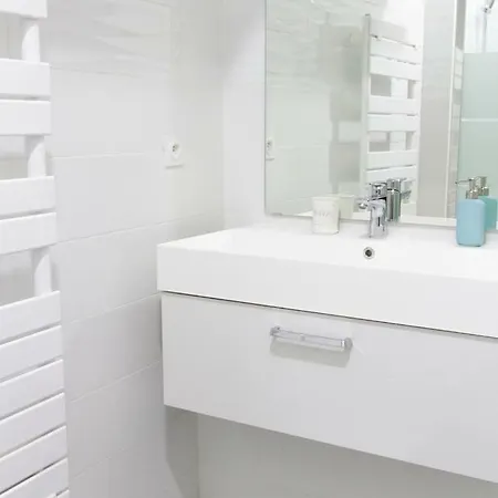 Aux Iles D'or Ιέρ