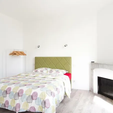 Aux Iles D'or Apartment